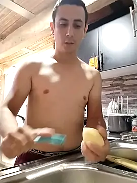 Snapshot of Rejy1992 chatting on September 22, 2025, 2:23 pm Rejy1992 online show from September 22, 2025, 2:23 pm