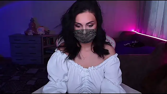 Snapshot of __Yasmina__ chatting on March 18, 2025, 3:56 am Yasmina online show from March 18, 2025, 3:56 am