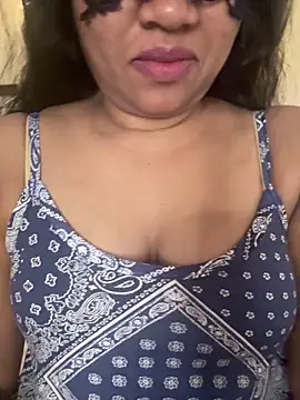 Shasha X online show from March 3, 2025, 6:24 pm