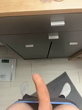 Mecchaud06 online show from March 10, 2026, 2:54 pm