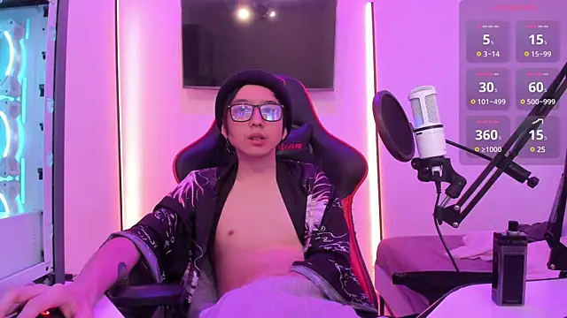 Snapshot of wexlee7 chatting on February 3, 2025, 9:52 am wexlee7 online show from February 3, 2025, 9:52 am