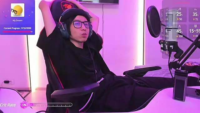 Snapshot of wexlee7 chatting on February 27, 2025, 1:08 am wexlee7 online show from February 27, 2025, 1:08 am