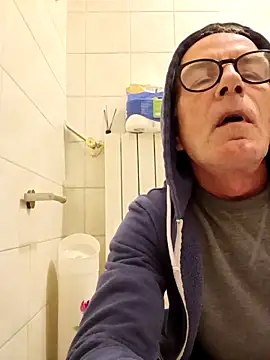 Gipy66 online show from March 4, 2026, 2:14 pm