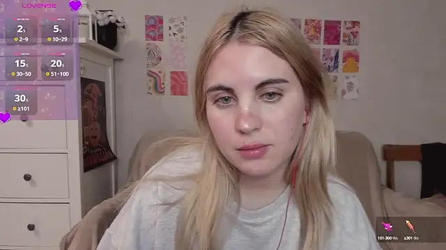 Snapshot of pawpaws chatting on February 10, 2025, 8:00 pm pawpaws online show from February 10, 2025, 8:00 pm