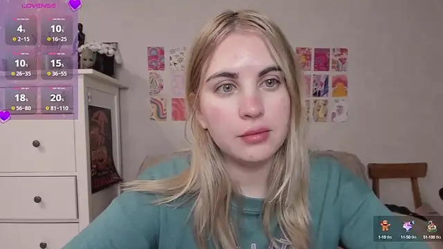 Snapshot of pawpaws chatting on January 22, 2025, 4:02 pm pawpaws online show from January 22, 2025, 4:02 pm