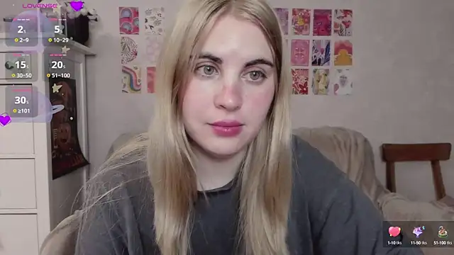 Snapshot of pawpaws chatting on February 17, 2025, 3:55 pm pawpaws online show from February 17, 2025, 3:55 pm