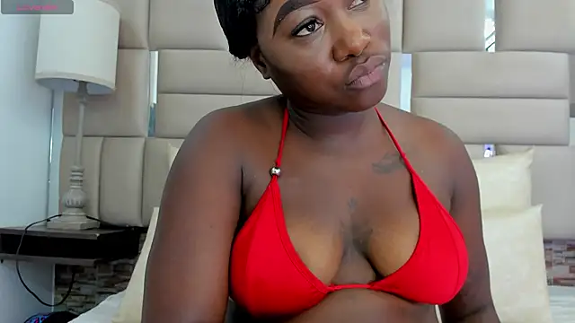 Snapshot of ValeriaRioz chatting on December 14, 2024, 11:50 am ValeriaRioz online show from December 14, 2024, 11:50 am