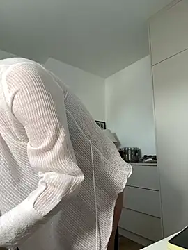 Hii Lolla online show from February 1, 2026, 9:29 am