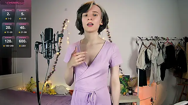 Snapshot of Violet_Veliya chatting on March 19, 2025, 4:55 pm Violet Veliya online show from March 19, 2025, 4:55 pm