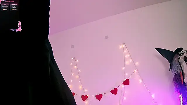 Violet Veliya online show from March 21, 2026, 3:27 pm