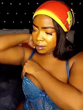 Snapshot of rosey_cheeks chatting on December 21, 2025, 2:13 am rosey cheeks online show from December 21, 2025, 2:13 am