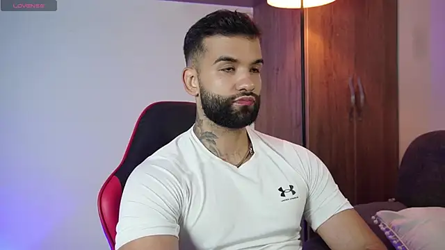 MarkHazze online show from November 25, 2025, 12:00 am