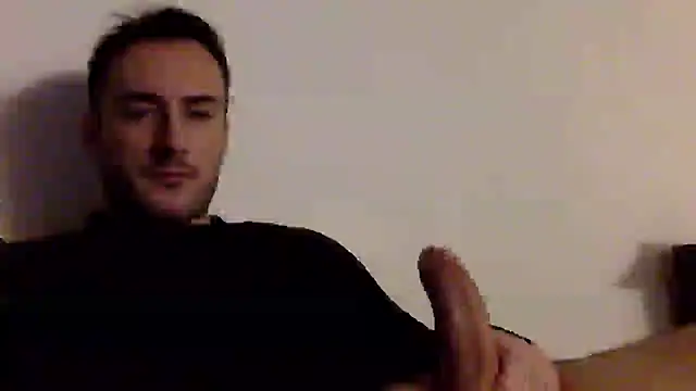 Snapshot of mainnrd chatting on January 23, 2025, 8:24 pm mainnrd online show from January 23, 2025, 8:24 pm