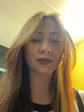 Snapshot of Sofii_gold chatting on December 8, 2024, 12:02 am Sofii gold online show from December 8, 2024, 12:02 am