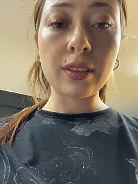 Snapshot of Sofii_gold chatting on December 7, 2024, 12:25 am Sofii gold online show from December 7, 2024, 12:25 am