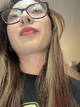 Snapshot of Sofii_gold chatting on February 16, 2025, 12:30 am Sofii gold online show from February 16, 2025, 12:30 am