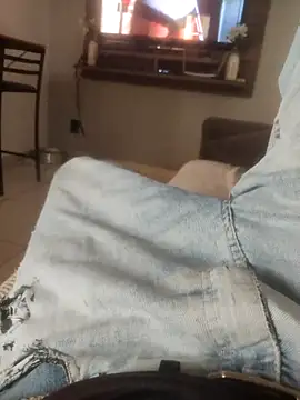 dredre1069 online show from December 18, 2025, 4:33 pm