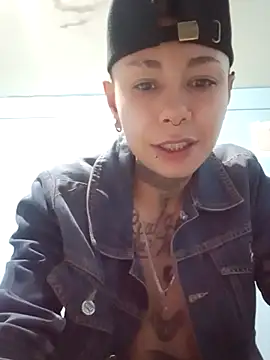 real fenix online show from March 9, 2025, 2:18 am