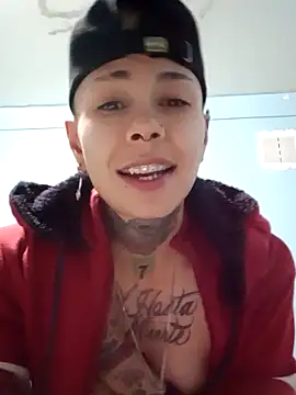 real fenix online show from March 6, 2025, 2:09 am