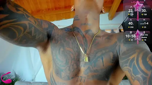 Snapshot of esteveen_ortegas_ chatting on October 28, 2025, 3:00 pm esteveen ortegas online show from October 28, 2025, 3:00 pm