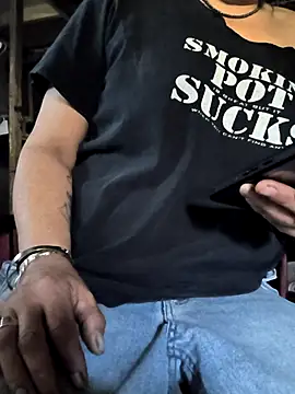 Snapshot of TexaSMESS_37 chatting on February 16, 2026, 4:38 pm TexaSMESS 37 online show from February 16, 2026, 4:38 pm