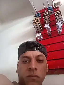 Snapshot of vixxx69_ chatting on October 15, 2025, 4:15 pm vixxx69 online show from October 15, 2025, 4:15 pm