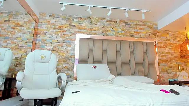 karla dunn online show from January 14, 2026, 9:07 pm