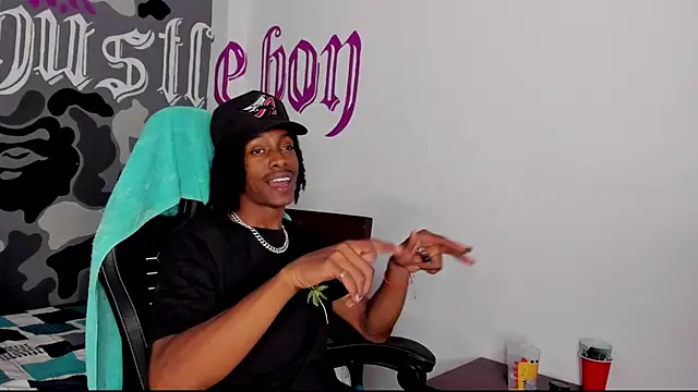 BRYXXXON1 online show from March 10, 2026, 5:39 pm