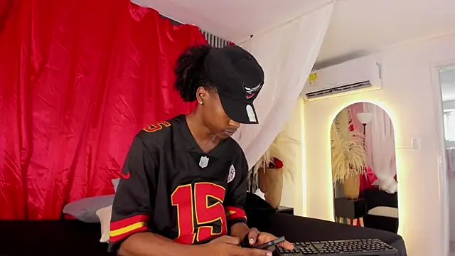 BRYXXXON1 online show from February 15, 2025, 1:38 pm