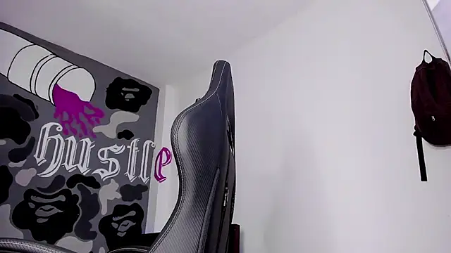 BRYXXXON1 online show from February 20, 2026, 7:54 am