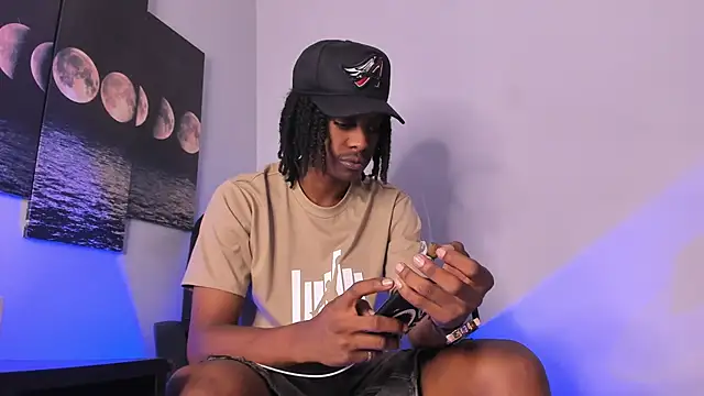 BRYXXXON1 online show from October 4, 2025, 4:08 pm