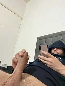 balamuc97 online show from April 19, 2026, 1:17 am