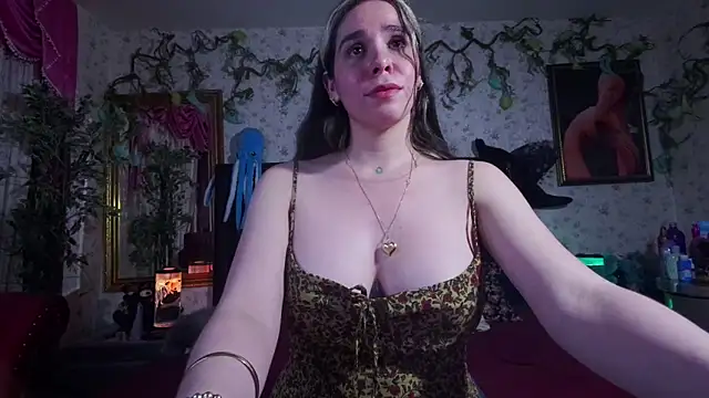 Snapshot of Elizabeth77_ chatting on October 6, 2025, 11:27 pm Elizabeth77 online show from October 6, 2025, 11:27 pm