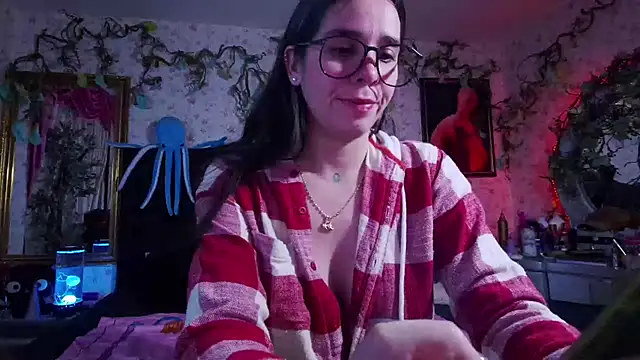 Snapshot of Elizabeth77_ chatting on March 10, 2025, 10:18 am Elizabeth77 online show from March 10, 2025, 10:18 am