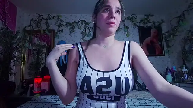 Snapshot of Elizabeth77_ chatting on September 23, 2025, 10:11 am Elizabeth77 online show from September 23, 2025, 10:11 am