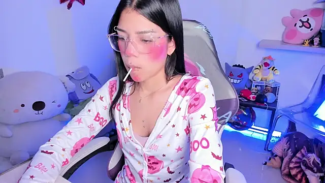 Snapshot of cutestephuwu chatting on October 10, 2025, 11:38 pm cutestephuwu online show from October 10, 2025, 11:38 pm