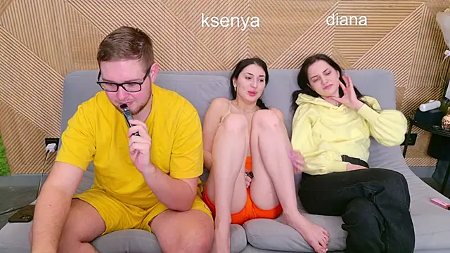 Ksenny online show from March 4, 2026, 3:58 am