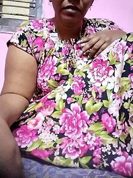 Snapshot of Tamilpriya46 chatting on January 12, 2026, 1:34 am Tamilpriya46 online show from January 12, 2026, 1:34 am