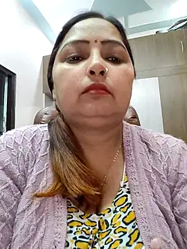 Snapshot of Dianaa9 chatting on March 6, 2025, 4:08 am Dianaa9 online show from March 6, 2025, 4:08 am
