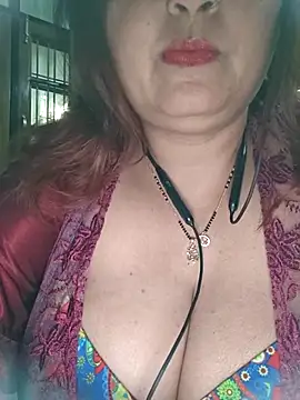 Snapshot of Dianaa9 chatting on February 21, 2026, 7:54 am Dianaa9 online show from February 21, 2026, 7:54 am