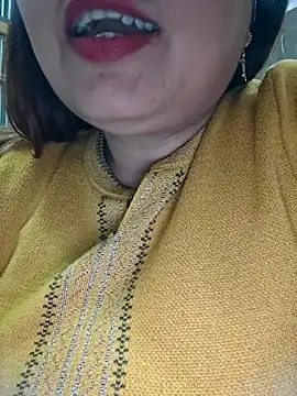 Snapshot of Dianaa9 chatting on February 10, 2026, 6:07 pm Dianaa9 online show from February 10, 2026, 6:07 pm