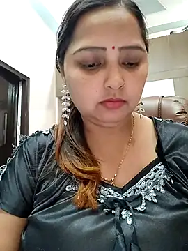 Snapshot of Dianaa9 chatting on March 3, 2025, 6:46 pm Dianaa9 online show from March 3, 2025, 6:46 pm