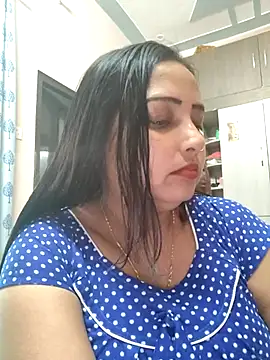 Snapshot of Dianaa9 chatting on March 12, 2025, 7:35 am Dianaa9 online show from March 12, 2025, 7:35 am