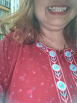 Snapshot of Dianaa9 chatting on February 20, 2026, 5:48 am Dianaa9 online show from February 20, 2026, 5:48 am