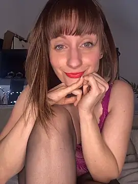 victoirenextdoor online show from January 13, 2026, 8:57 pm