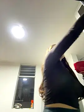 xia foxxy online show from October 6, 2025, 2:35 am