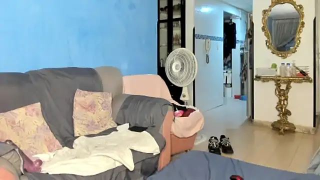 Snapshot of JasonGray96 chatting on November 26, 2025, 8:14 am JasonGray96 online show from November 26, 2025, 8:14 am