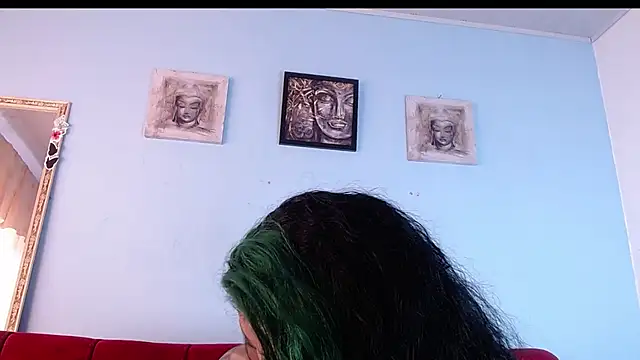 Snapshot of Tamararios chatting on December 2, 2025, 8:10 pm Tamararios online show from December 2, 2025, 8:10 pm