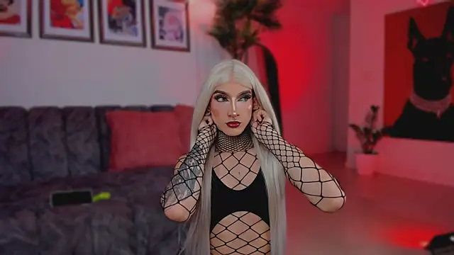 Snapshot of Taylor__foxxx chatting on December 20, 2025, 5:43 am Taylor foxxx online show from December 20, 2025, 5:43 am