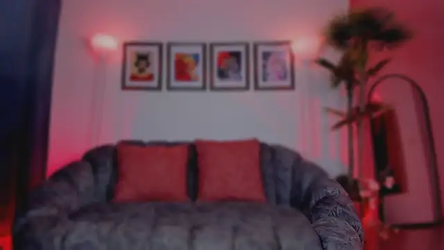 Snapshot of Taylor__foxxx chatting on September 26, 2025, 4:52 am Taylor foxxx online show from September 26, 2025, 4:52 am
